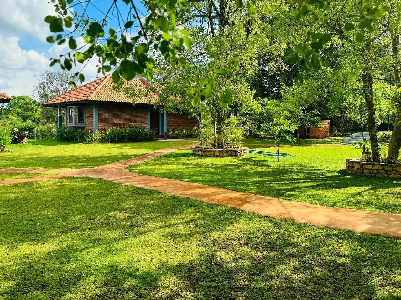 Foresta Resort Sigiriya